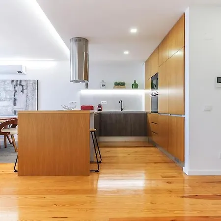 Outstanding Santos Spacious 2 Bedroom W Ac * Lisbona