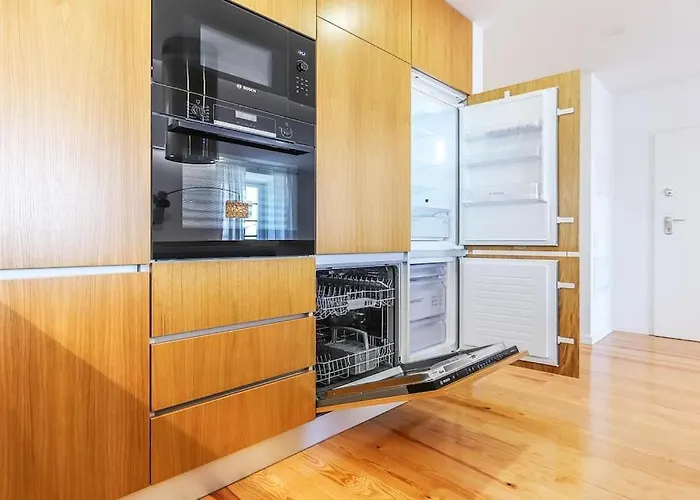 Outstanding Santos Spacious 2 Bedroom W Ac Apartmán Lisboa