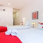 Outstanding Santos Spacious 2 Bedroom W Ac Апартаменты Лиссабон