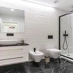 Апартаменты Outstanding Santos Spacious 2 Bedroom W Ac Лиссабон